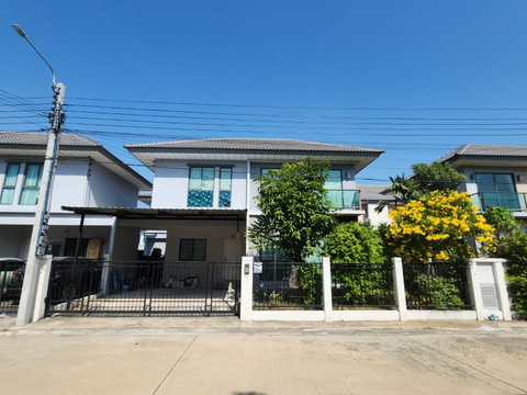 บ้านแฝด 39.1 ตร.วา เพอร์เฟค พาร์ค เวสต์เกต บางใหญ่ นนทบุรี 3.9M