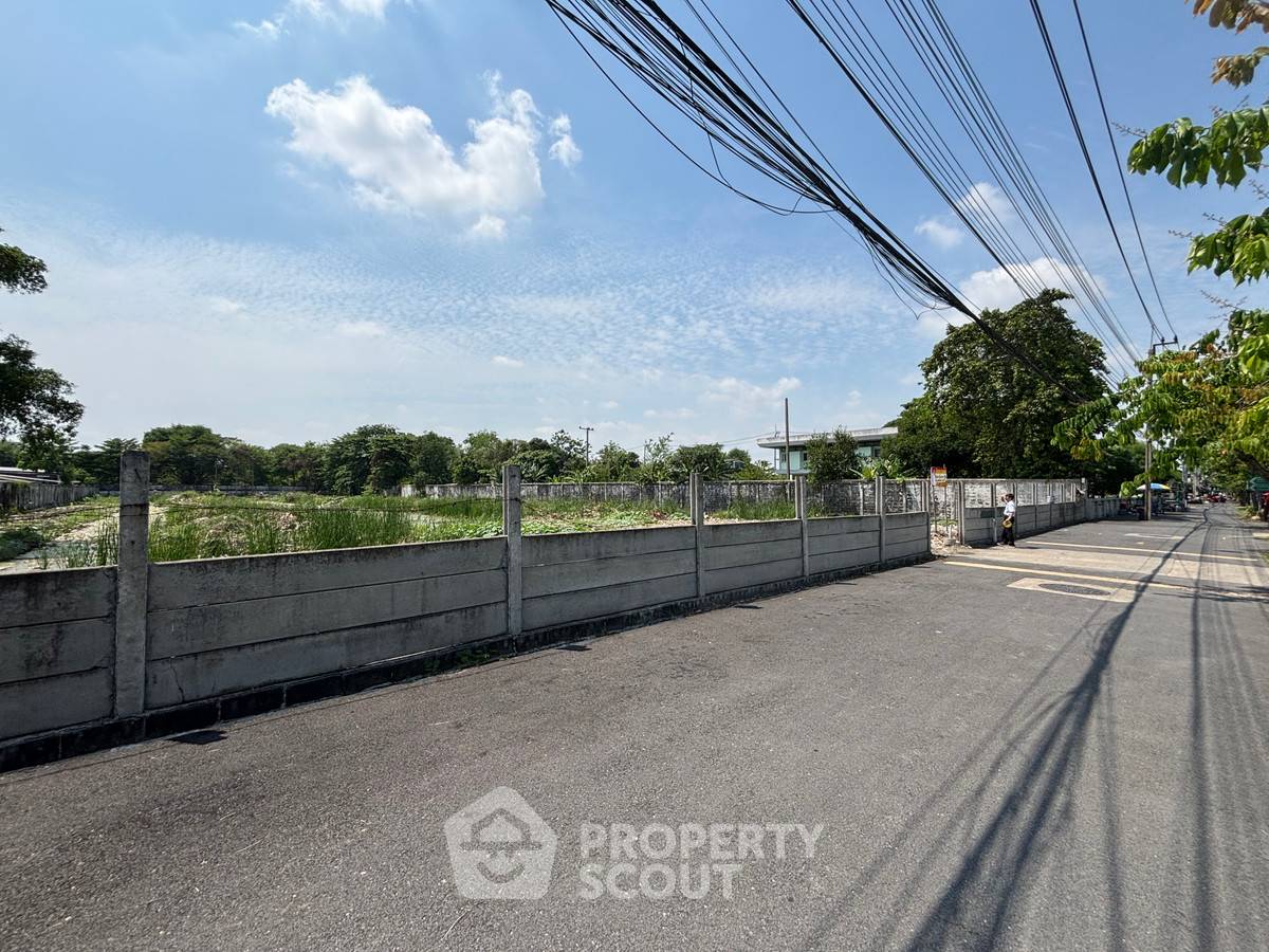 picture Land For Rent In Nong Khaem, Nong Khang Phlu (Bangkok) 📍 (ID 2866813) - 2/4