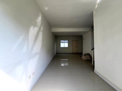 Townhouses for sale Phra Samut Jadee Samut Prakarn : TOWN HOUSE 16 Sq.w. Phra Samut Jadee Samut Prakarn for 1.2M