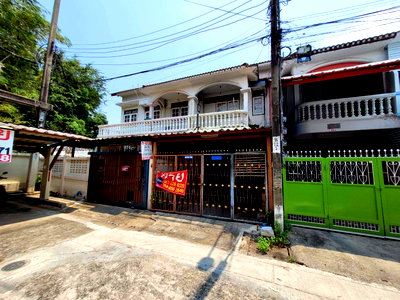 ทาวน์โฮม MRT บางยี่ขัน : ทาวน์เฮ้าส์ 18.4 ตร.วา จรัลสนิทวงศ์ 41 บางพลัด บางพลัด กรุงเทพมหานคร 2.4M