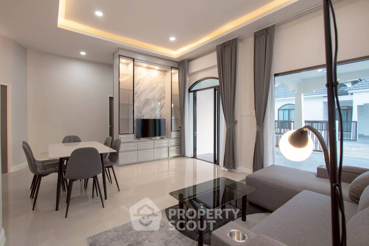 รูป บ้านเดี่ยว 3 ห้องนอน สำหรับขาย โซนพัทยาตะวันออก หนองปรือ บางละมุง (ID 2868237) - รูปที่ 8/19