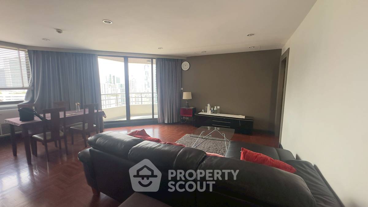 รูป คอนโด 2 ห้องนอน ขนาด 123 ตร.ม. ชั้น 21 Lake Avenue Sukhumvit 16 ใกล้ BTS อโศก (ID 2859955) - รูปที่ 14/18