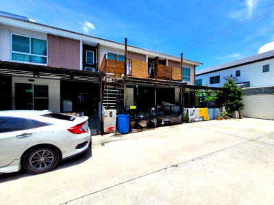 Townhouses for sale Samut Prakan Polytechnic College Chumchon Mueang Mai Bang Phli : TOWN HOUSE 18.3 Sq.w. Bang Bo Samut Prakarn for 2.1M