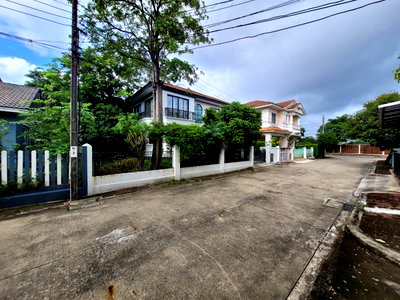 Houses for sale : HOME 64 Sq.w. Bang Plee Samut Prakarn for 3.8M