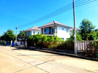 Houses for sale : HOME 100.1 Sq.w. Nong Chok Bangkok for 3.7M