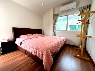 Houses for rent Chonburi : supalai ville pattaya mptorway 3 bedtoom 144 sqm
