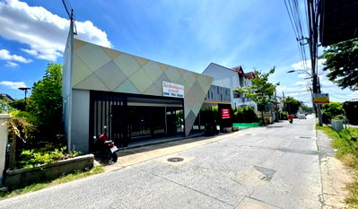 เช่าสำนักงาน BTS แบริ่ง : ให้เช่าที่ดิน  พร้อมอาคารสำนักงาน/โชว์รูม   253 ตรว.สุขุมวิท ซอย 76