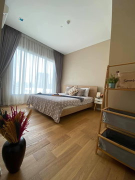 🏙️ สัมผัสชีวิตเหนือระดับ! คอนโด The Saint Residences พร้อมเฟอร์นิเจอร์ครบ (DSL1653)