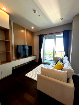Condos for rent : 📍 For rent: The Saint Residences, a modern condo in the heart of the city (DSL1599)