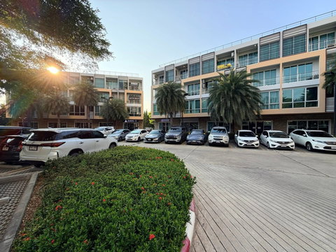 ขาย Home office Supalai Prima Riva ขนาด 255 Sq.m  5 bed 5 bath เพียง 15 mb เท่านั้น !!