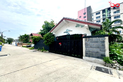 บ้านเดี่ยว เมืองสมุทรปราการ สมุทรปราการ : ขายบ้านเดี่ยว  2ชั้น 60ตรว. ถนนสุขุมวิท-ทางรถไฟสายเก่า สำโรง สมุทรปราการ ใกล้ BTS สายสีเขียว