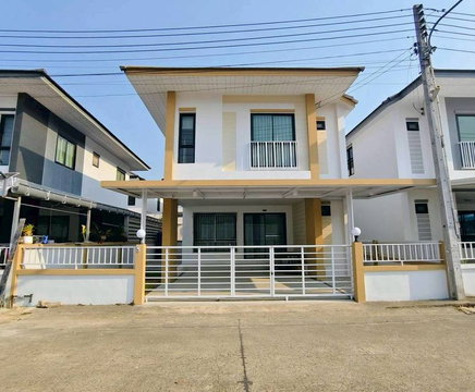 ขายบ้านแฝดสวย ทำเลดี ใน เดอะ เพอร์เฟค ฮิลล์ พร้อมเข้าอยู่