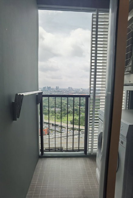 picture ✨ Rent The Saint Residences: Premium condo with excellent connectivity (DSL696) - 3/32