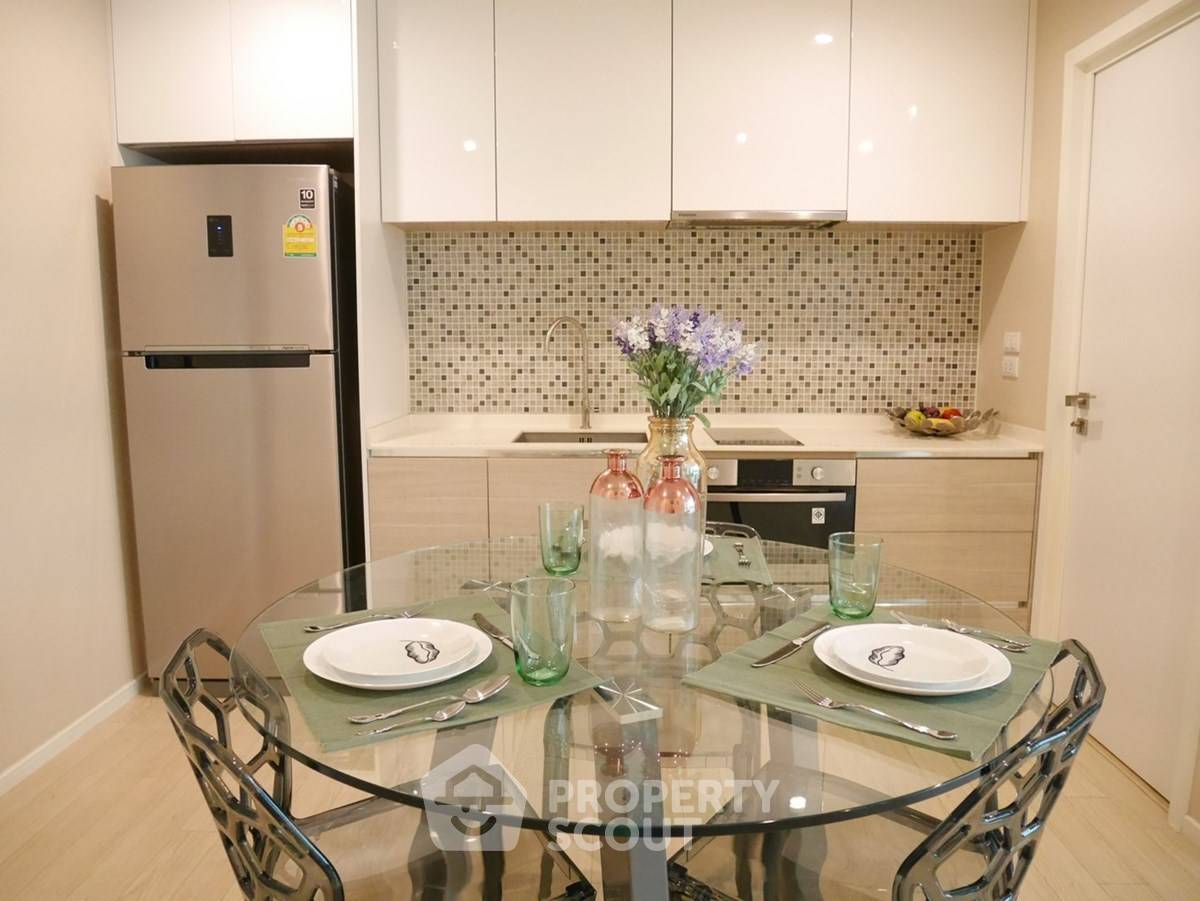 รูป คอนโด 1 ห้องนอน The Room Sukhumvit 21 ใกล้ MRT สุขุมวิท (ID 2873801) - รูปที่ 6/9