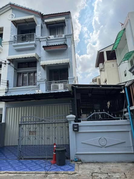 รูป 🔥 ขาย ทาวน์เฮ้าส์ 3 ชั้นราคาสุดคุ้ม ✅ บ้านกลางเมือง รัชดา–เหม่งจ๋าย Baan Klang Muang Ratchada–Mengjai ใกล้ MRT ห้วยขวาง - รูปที่ 2/15