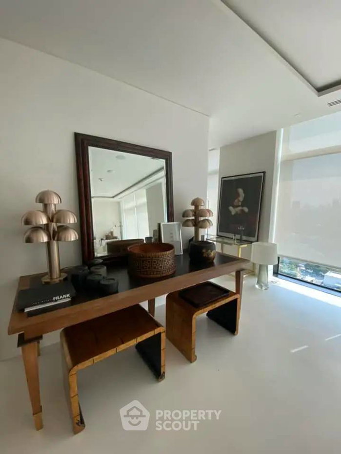รูป คอนโด 4 ห้องนอน ขนาด 440 ตร.ม. โครงการ The Residences At The St Regis Bangkok ใกล้ BTS ราชดำริ 90 ม. (ID 2873714) - รูปที่ 27/30