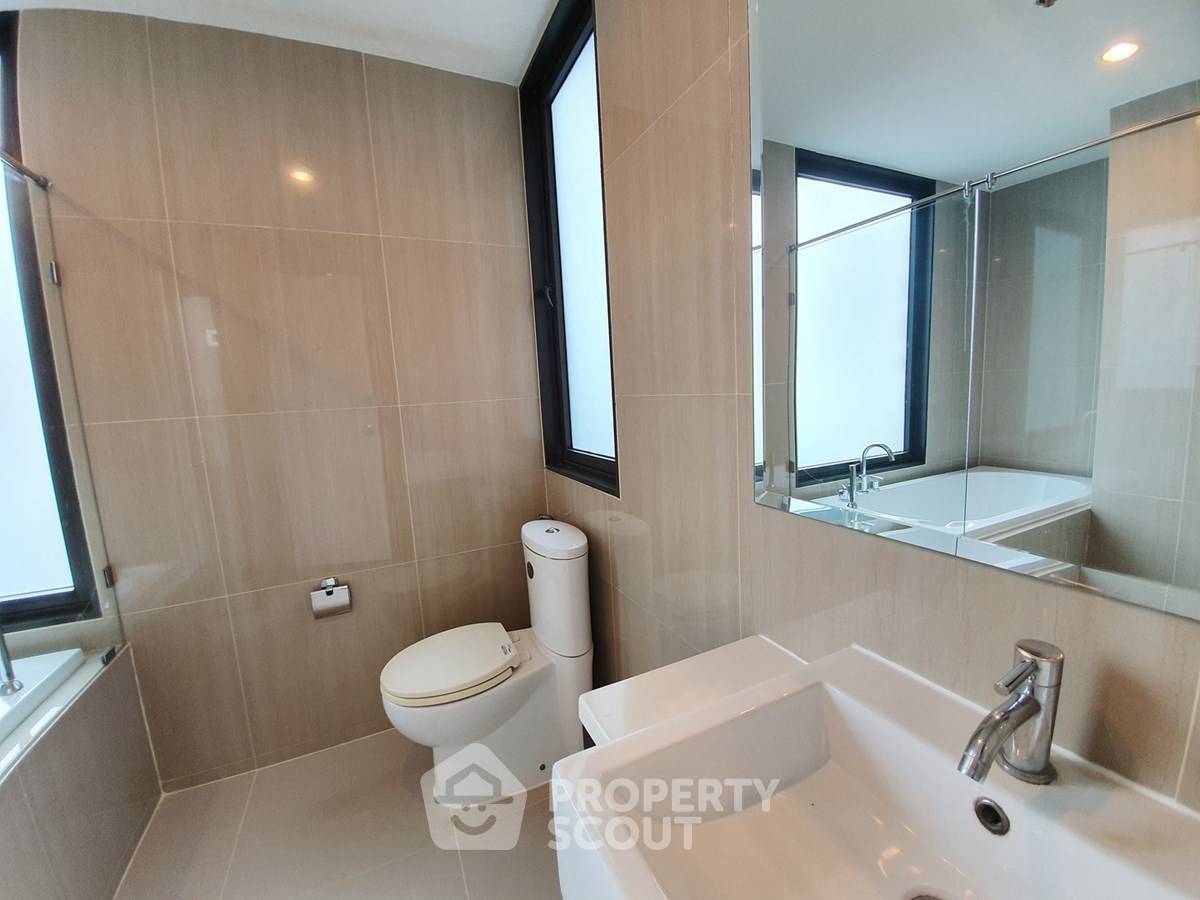 รูป คอนโด 2 ห้องนอน วิวสูง ชั้น 15 ขนาด 81 ตร.ม. วิลล่าอโศก ใกล้ MRT เพชรบุรี 200 ม. (ID 2874524) - รูปที่ 9/13