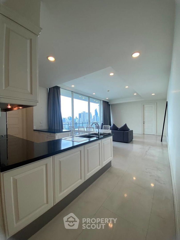 รูป คอนโด 2 ห้องนอน ชั้น 24 Royce Private Residences ใกล้ MRT สุขุมวิท (ID 2874006) - รูปที่ 4/15