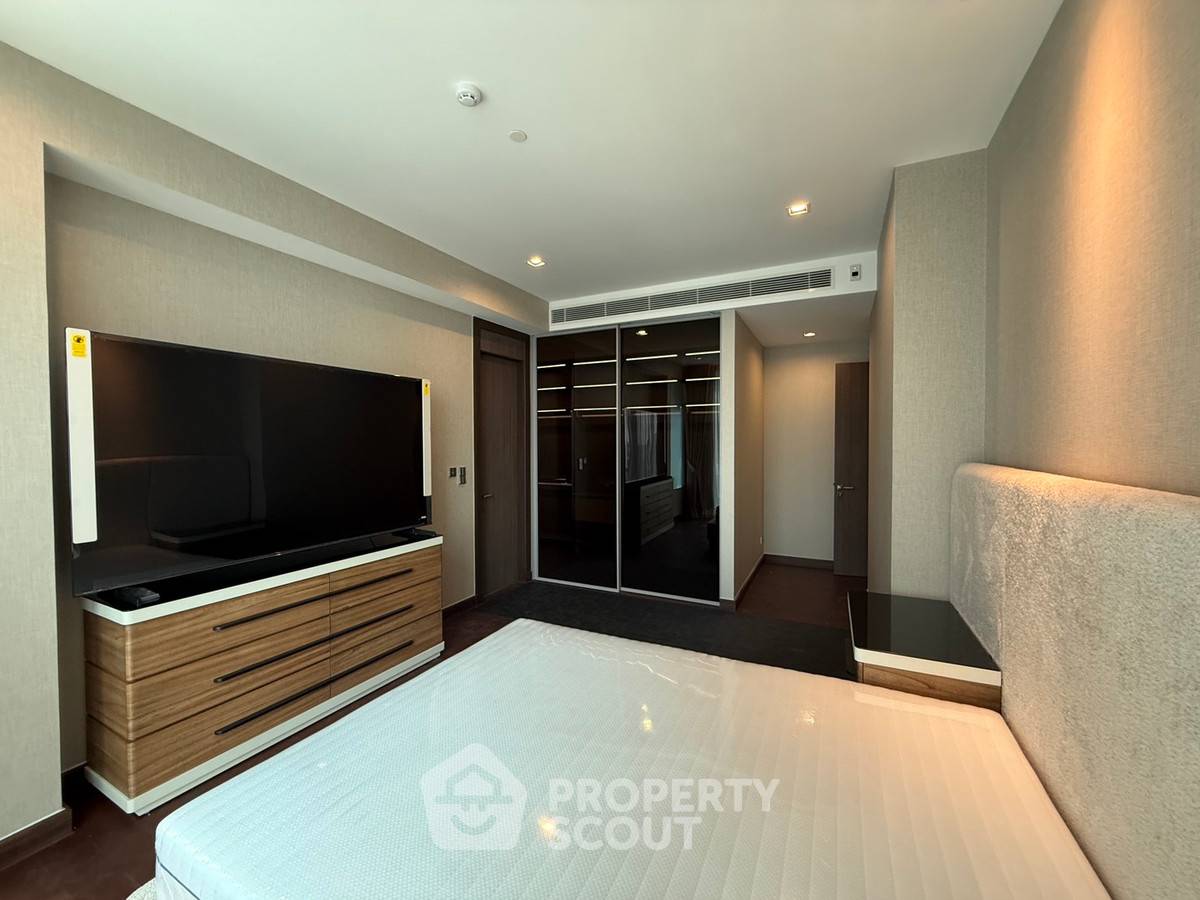 รูป คอนโด 2 ห้องนอน Q1 สุขุมวิท 110 ตร.ม. ใกล้ BTS นานา 20 ม. (ID 2875259) - รูปที่ 2/11