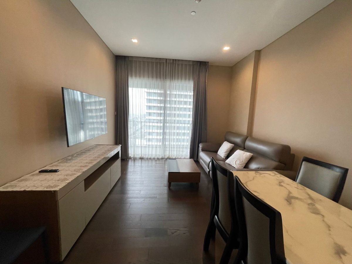 picture 🔥 Rent The Saint Residences: Premium condo with excellent connectivity (DSL1647) - 1/12