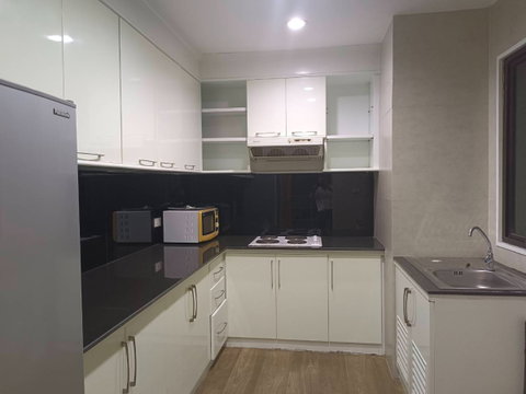 ขาย ห้องคอนโด ที่ คอนโด East Tower, ติดห้าง Central บางนา