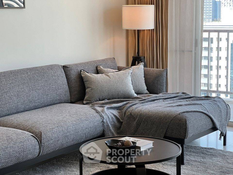 picture Pet-Friendly 2-BR Fullerton Sukhumvit Near BTS Ekkamai (ID 2874247) - 3/14