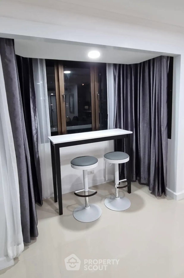 รูป คอนโด 1 ห้องนอน 65 ตร.ม. ชั้น 11 Omni Tower ใกล้ BTS นานา 400 ม. (ID 2874592) - รูปที่ 8/16