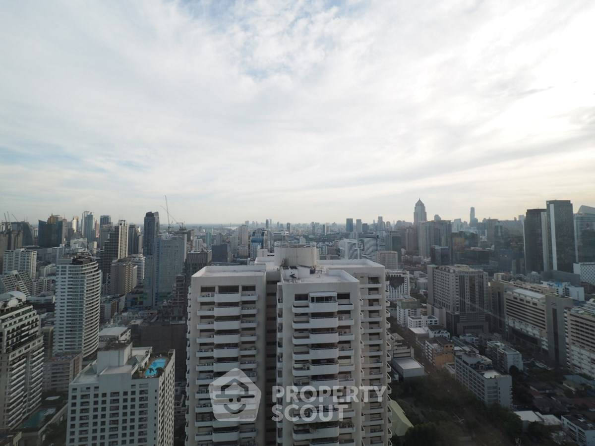 รูป คอนโด 4 ห้องนอน ชั้นสูง 43 295 ตร.ม. ให้เช่า Circle Condominium ใกล้ MRT เพชรบุรี (ID 2874514) - รูปที่ 28/30