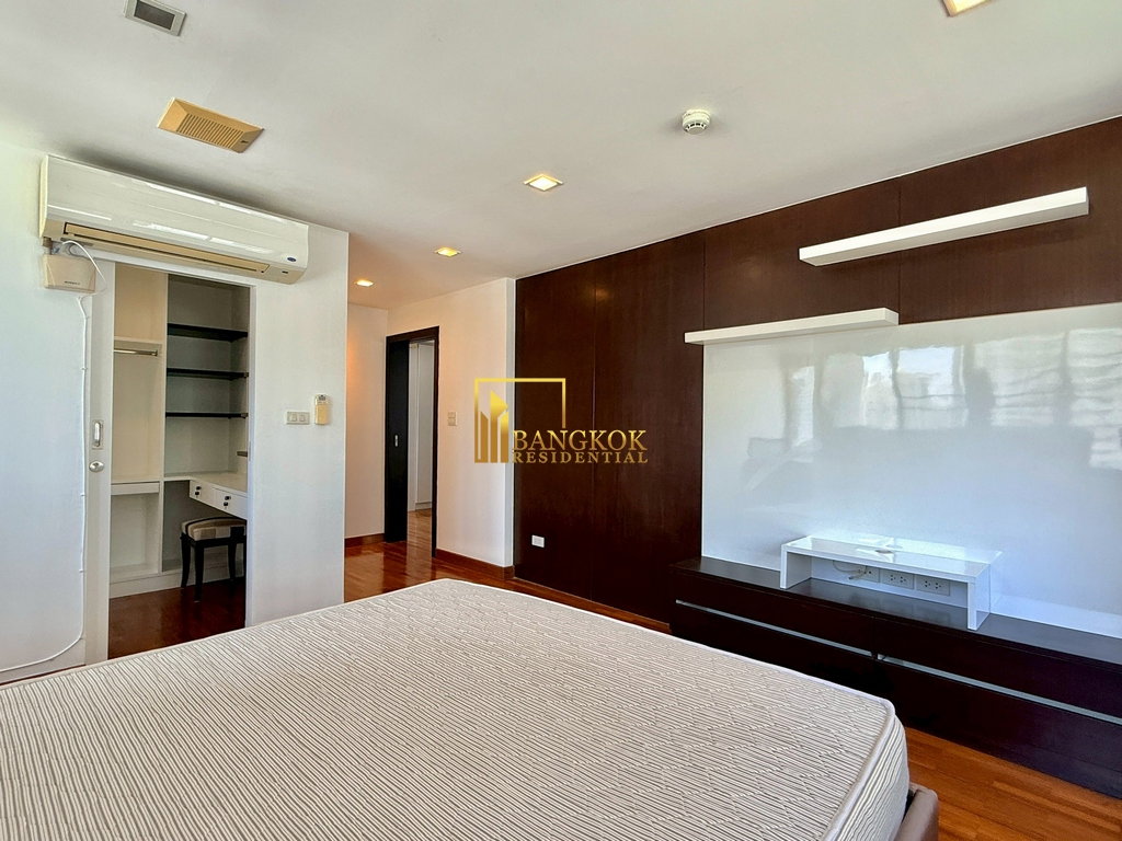 รูป Acadamia Grand Tower | Spacious 2 Bed Condo in Phrom Phong - BR15259CD - รูปที่ 12/35