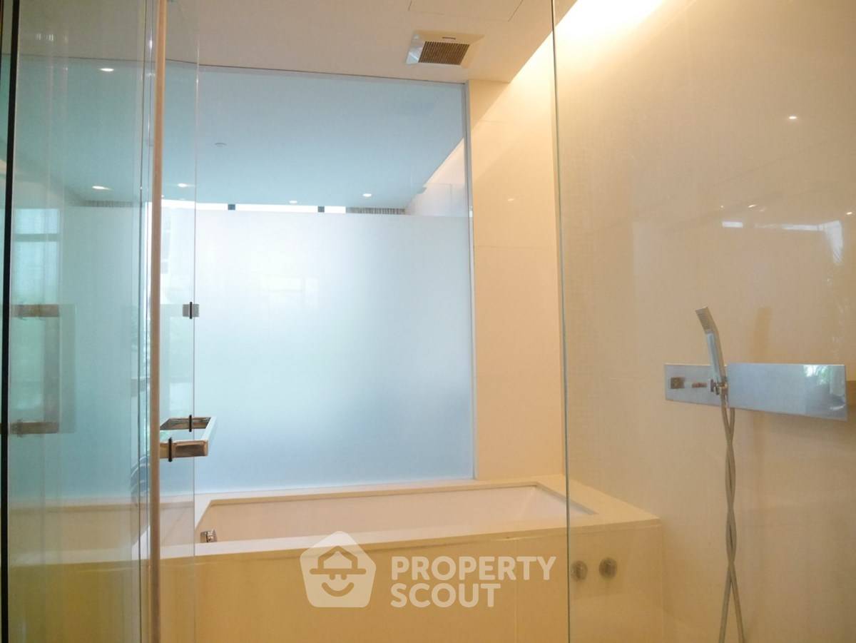 รูป คอนโด 1 ห้องนอน The Room Sukhumvit 21 ใกล้ MRT สุขุมวิท (ID 2873801) - รูปที่ 8/9