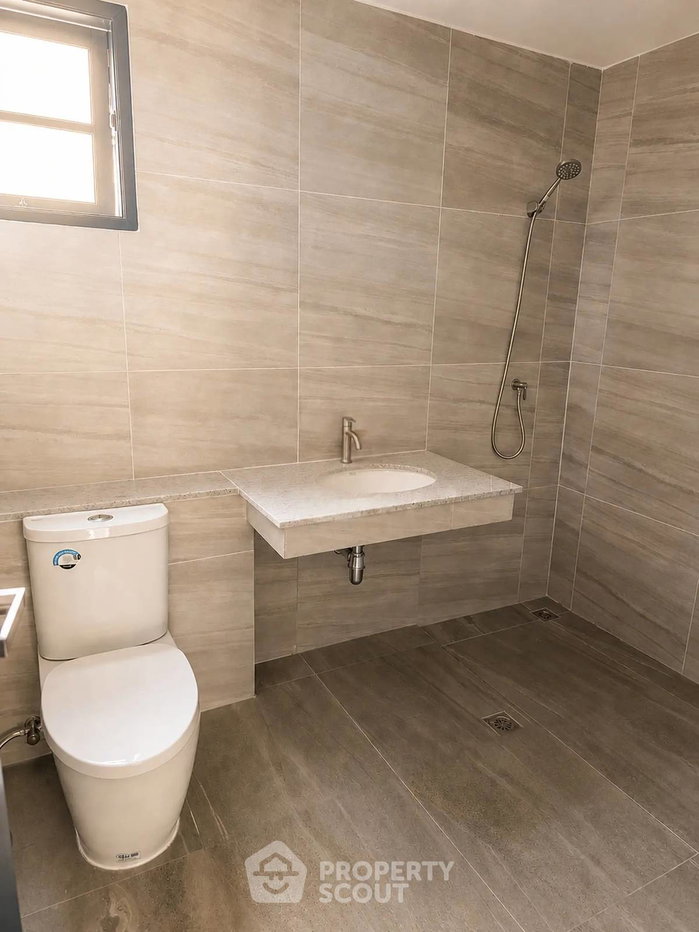 picture 3-BR House For Sale At Ladawan Srinakarin, Samrong Nuea (ID 2874767) - 6/16