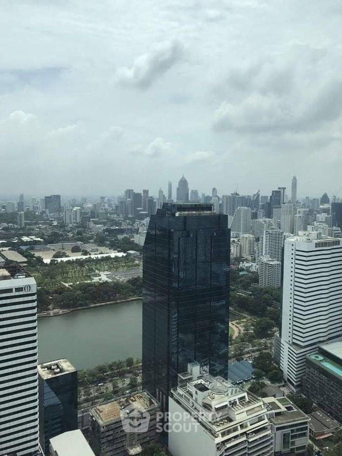 รูป คอนโด 3 ห้องนอน ชั้น 44 ขนาด 316 ตร.ม. Millennium Residence ใกล้ BTS อโศก (ID 2874532) - รูปที่ 8/19