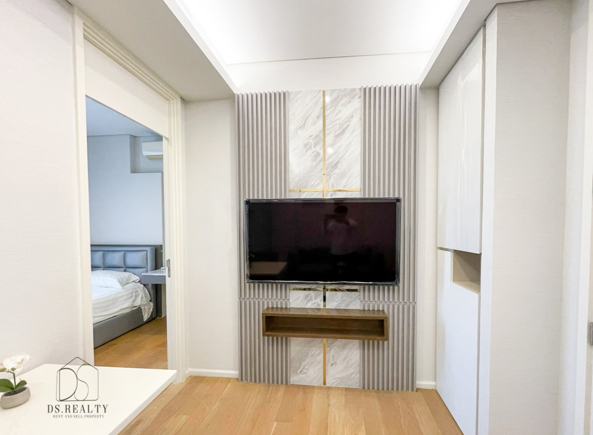 รูป ✨ สัมผัสชีวิตเหนือระดับ! คอนโด The Saint Residences พร้อมเฟอร์นิเจอร์ครบ (DSL1167) - รูปที่ 2/10
