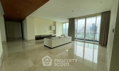คอนโดมิเนียม 3 ห้องนอน ชั้นสูง 28 220 ตร.ม. The Infinity ใกล้ BTS ช่องนนสี่ 80 ม. (ID 2873557)