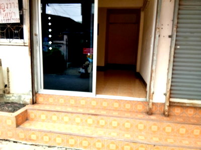 Office for rent : Non Nol MANTION OFFICE FOR RENT 2000 BATH FOR CONTRACTION   STOCK PRODUCT AND FOR LIVIONG AVAILABLE NOW