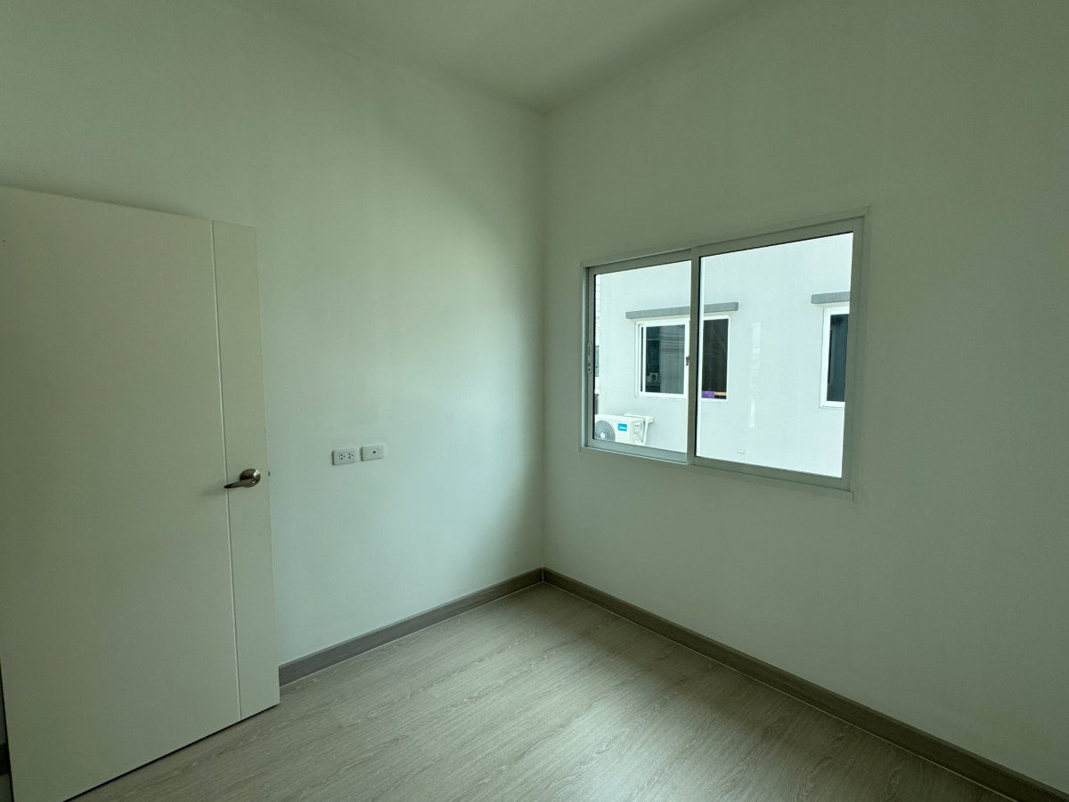 รูป 🏡 ทาวน์โฮมหลังใหญ่ ทำเลกรุงเทพ–ปทุม เดินทางสะดวก พร้อมเข้าอยู่ | ชีวาโฮม กรุงเทพฯ–ปทุม - รูปที่ 7/12