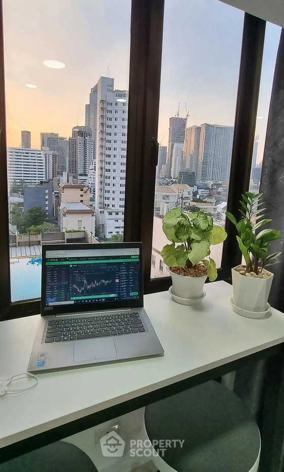 รูป คอนโด 1 ห้องนอน 65 ตร.ม. ชั้น 11 Omni Tower ใกล้ BTS นานา 400 ม. (ID 2874592) - รูปที่ 9/16