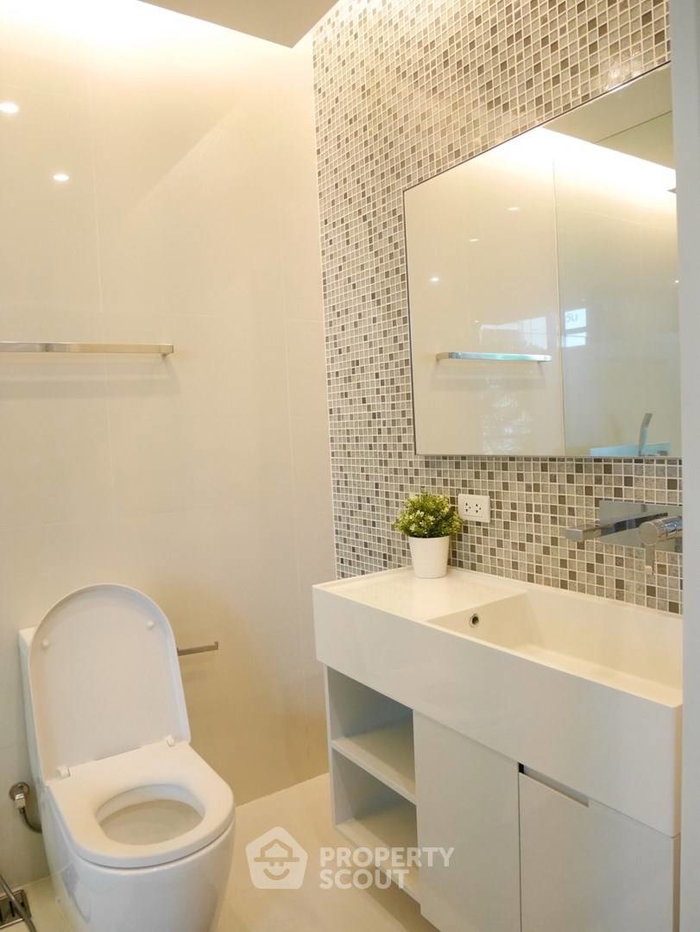 รูป คอนโด 1 ห้องนอน The Room Sukhumvit 21 ใกล้ MRT สุขุมวิท (ID 2873801) - รูปที่ 9/9