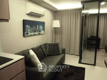 1-BR Condo At Socio Ruamrudee Near BTS Nana (ID 2874348)