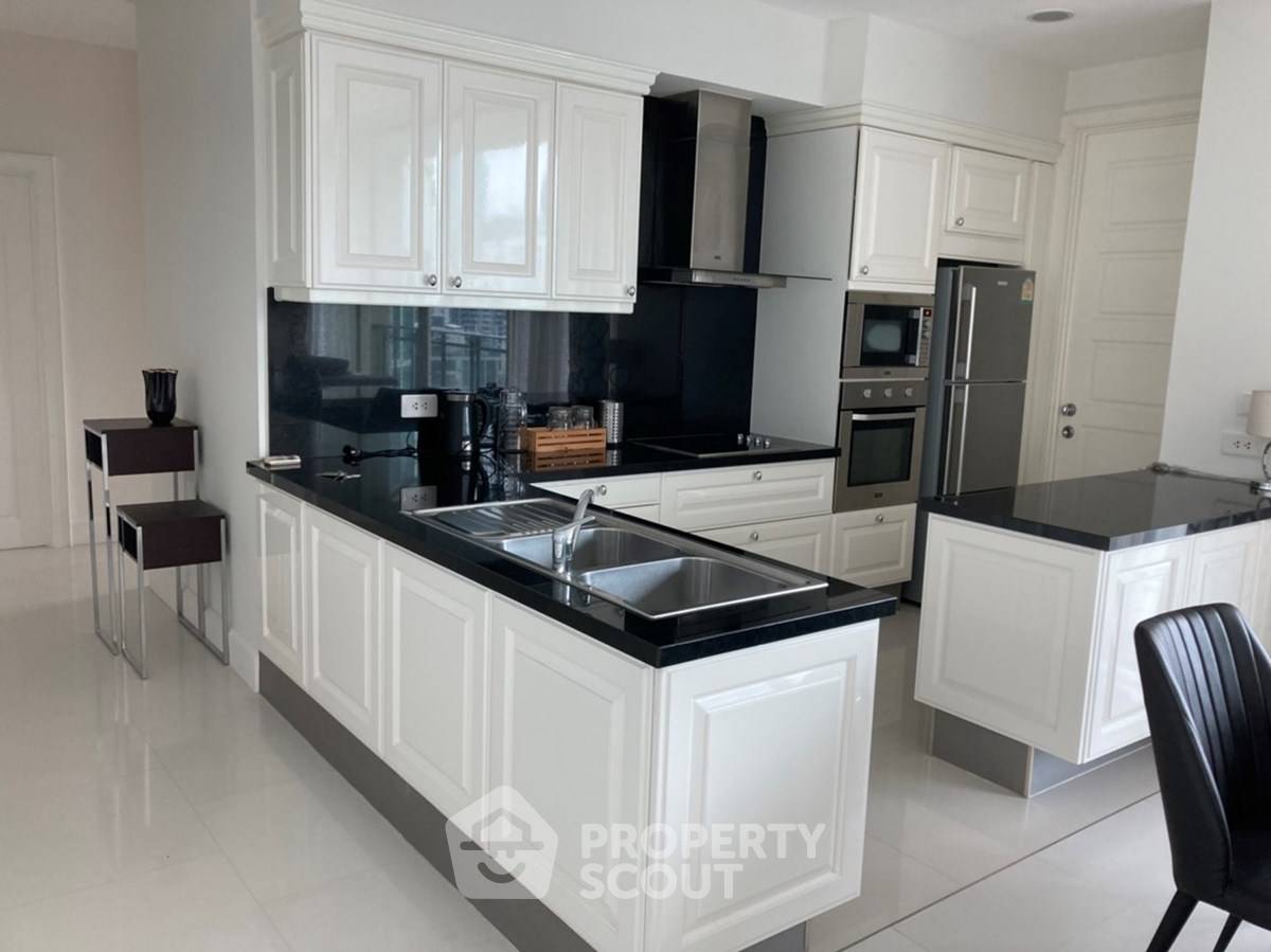 picture 2-Bed Condo At Royce Private Residences, 111 Sqm, Near MRT Sukhumvit (ID 2873922) - 8/10