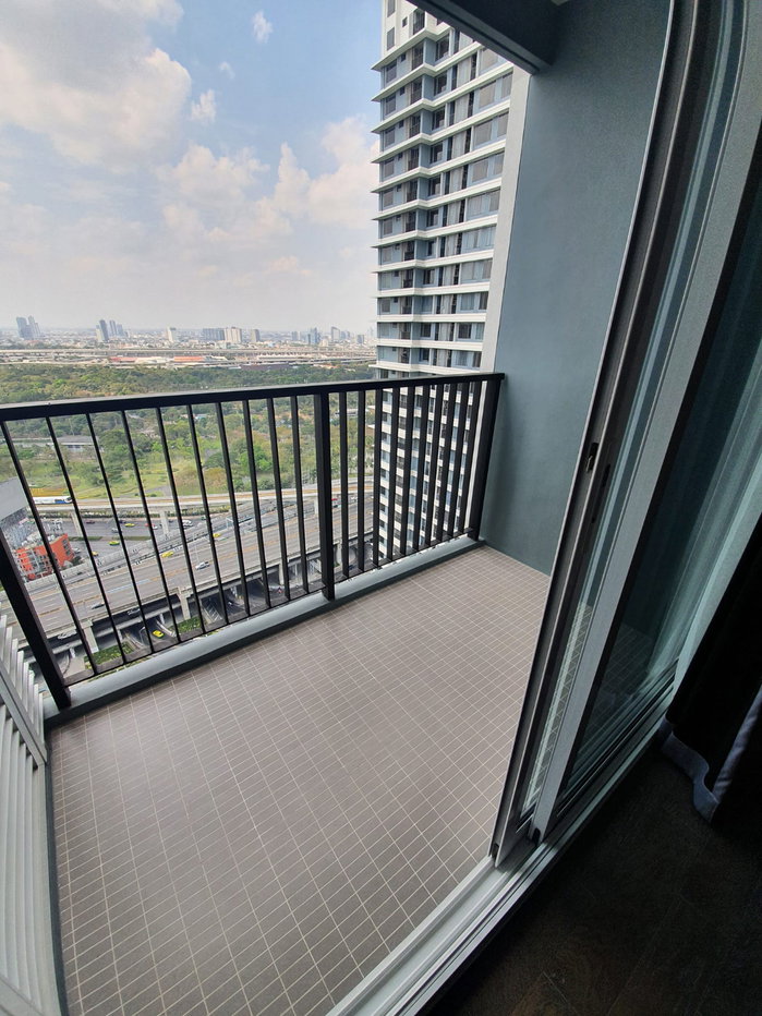 picture ✨ Rent The Saint Residences: Premium condo with excellent connectivity (DSL546) - 3/9