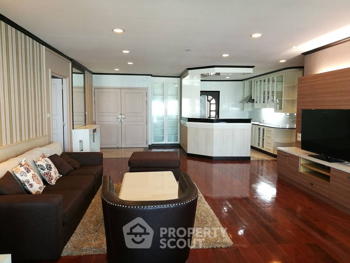 รูป คอนโด 3 ห้องนอน ชั้น 31 ขนาด 208 ตร.ม. Sathorn Gardens ใกล้ MRT Silom (ID 2877147) - รูปที่ 16/23
