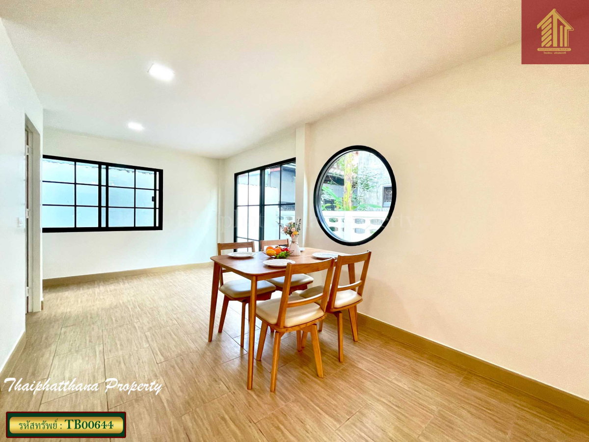 รูป ขายบ้านเดี่ยวรีโนเวทใหม่ หมู่บ้านเสริมศิริ วิลเลจ รามอินทรา 40 แยก 8-7 - รูปที่ 7/16