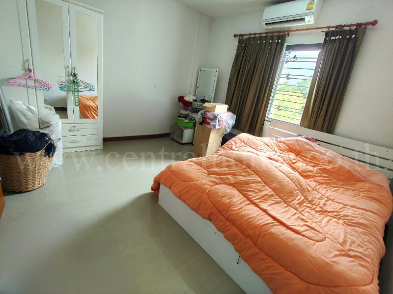 รูป ทาวน์เฮ้าส์ 3 ชั้น หมู่บ้านไพโรจน์ โครงการ 5 บางนา ทำเลดี ราคาถูก - รูปที่ 8/16