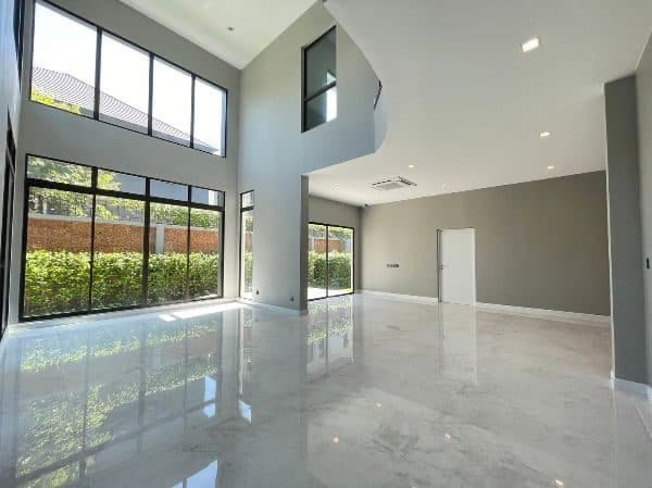 Houses for sale : For Sale! 608sqm 5 Bedroom house Grand Bangkok Boulevard East Rama 9