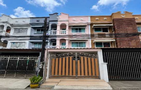 ขายด่วน!! ราคาพิเศษ ทาวน์เฮาส์ 3 ชั้น ทำเลดี ซ.รามคำแหง 176 ใกล้รถไฟฟ้าสายสีส้ม สถานีเคหะรามคำแหง เพียงไม่กี่นาที
