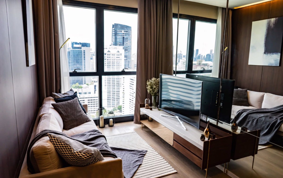 picture Ashton Asoke - 3/8