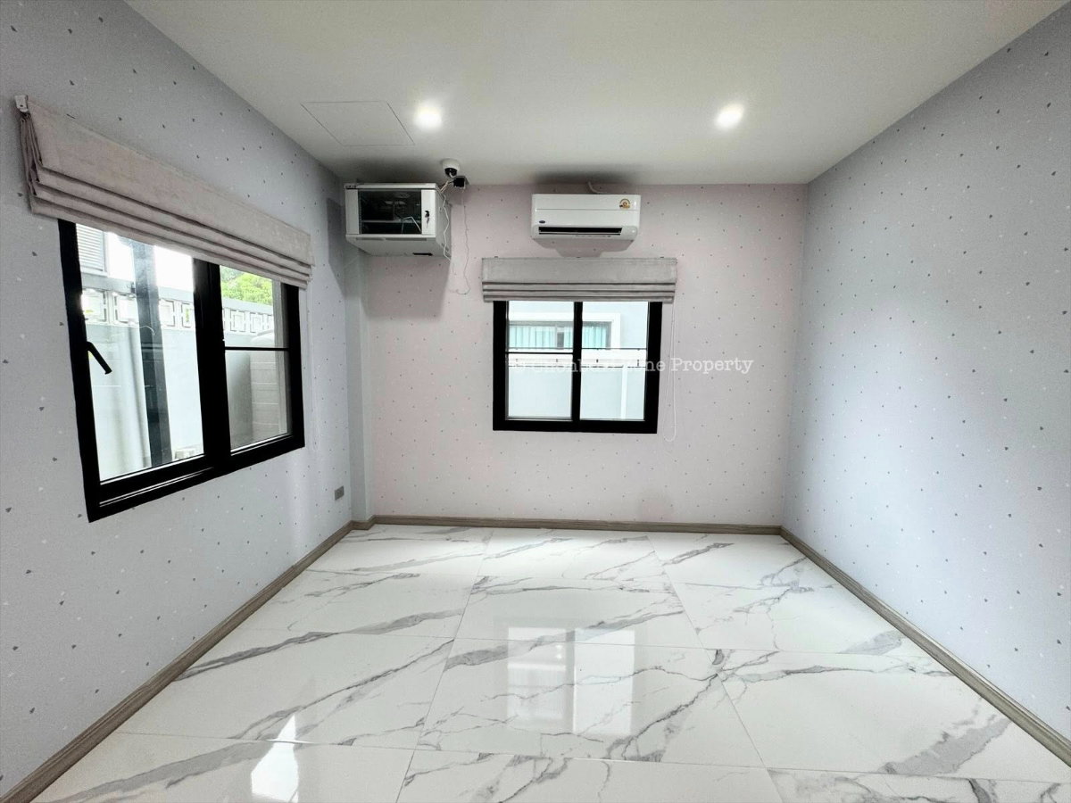 รูป ให้เช่าบ้านใหม่สวยใจกลางศรีราชา ม.อีสวาน่า ศรีราชา - รูปที่ 2/34