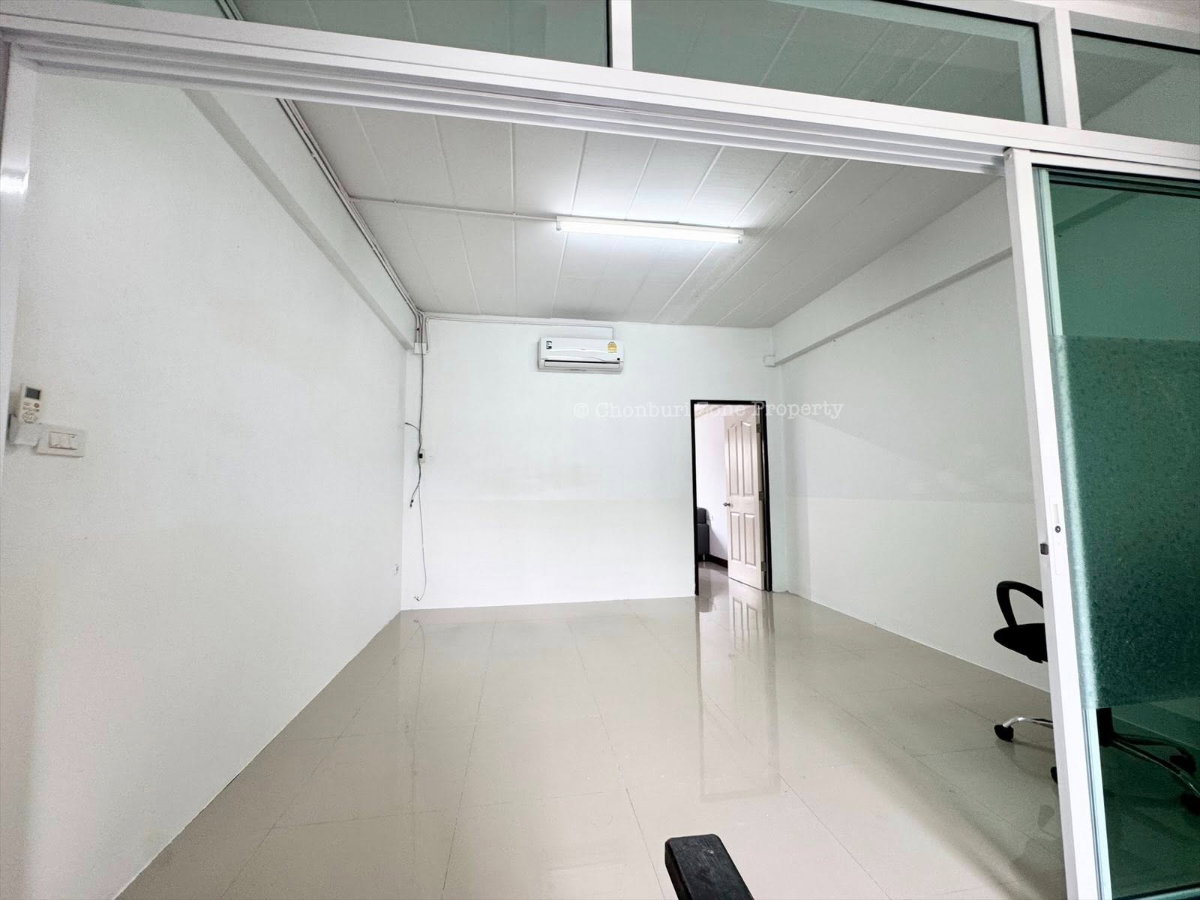 รูป ให้เช่าอาคารพาณิชย์ 3 ชั้น ใกล้อ่างเก็บน้ำหนองค้อ ศรีราชา - รูปที่ 7/36