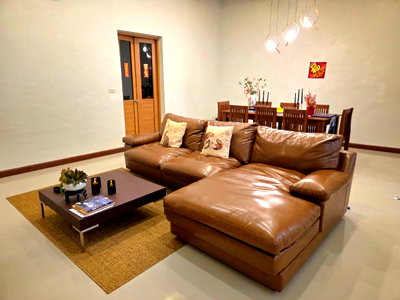เช่าทาวน์โฮม วิทยาลัยอาชีวศึกษาเสาวภา : สัมผัสเสน่ห์เหนือกาลเวลา Heritage Home 100 ปี ใจกลางสุรวงศ์! 🏛️